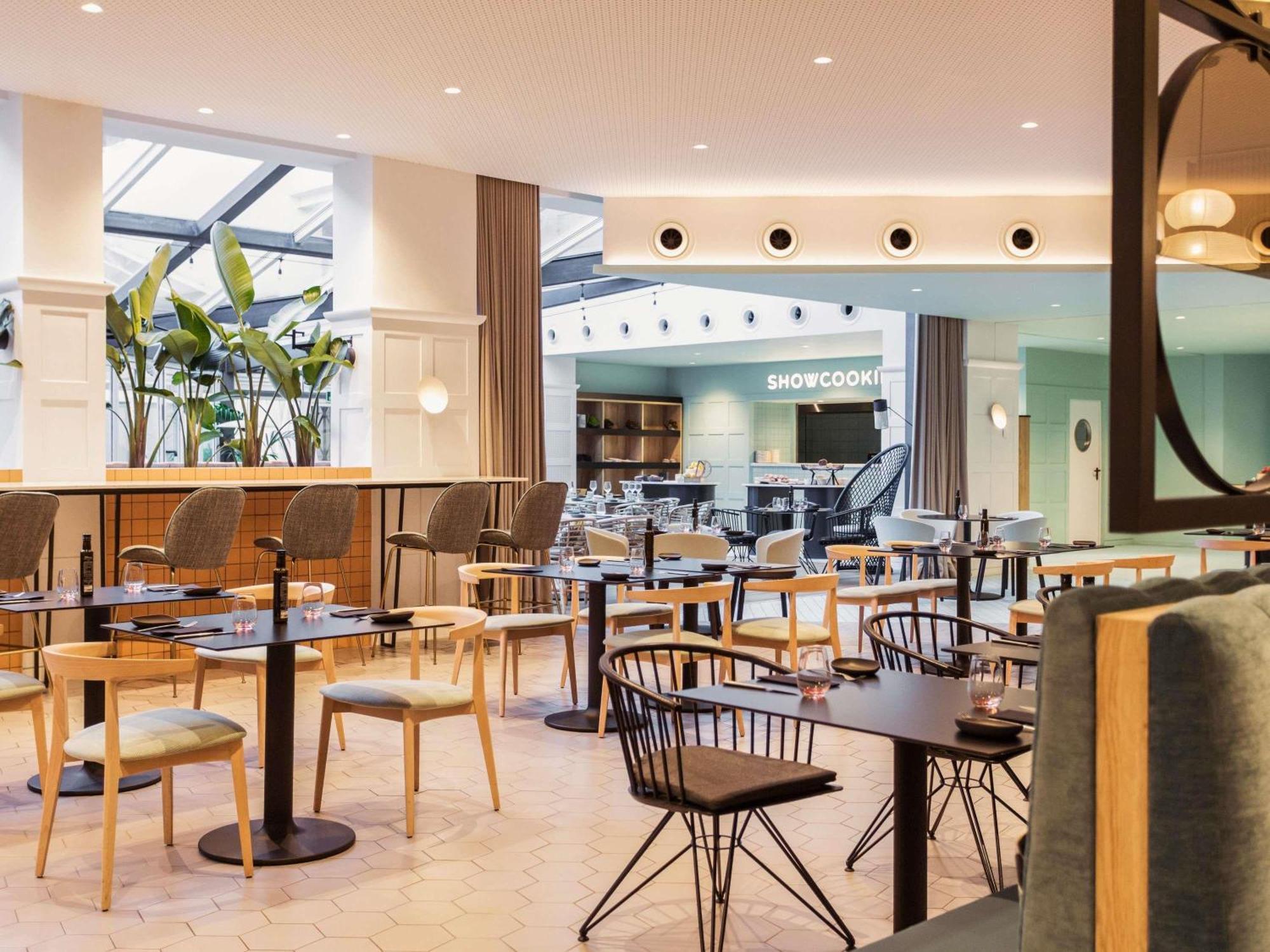 Hotel Pullman Airport&feria 4*